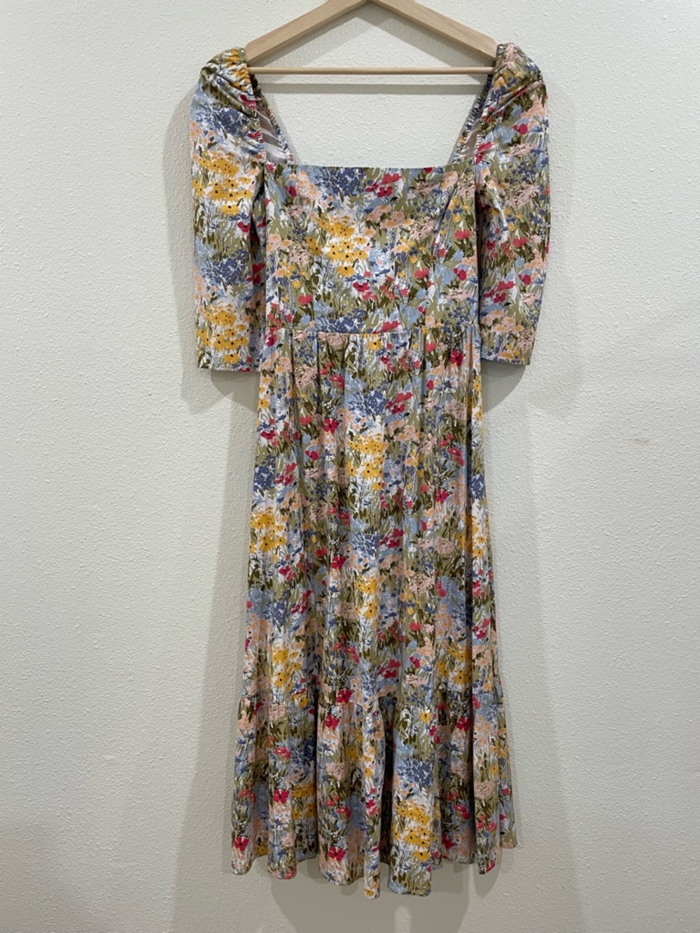 Reformation Cyprus Midi Dress in Countryside Floral Square-Neck Summer Wedding 6 - Picture 8 of 16